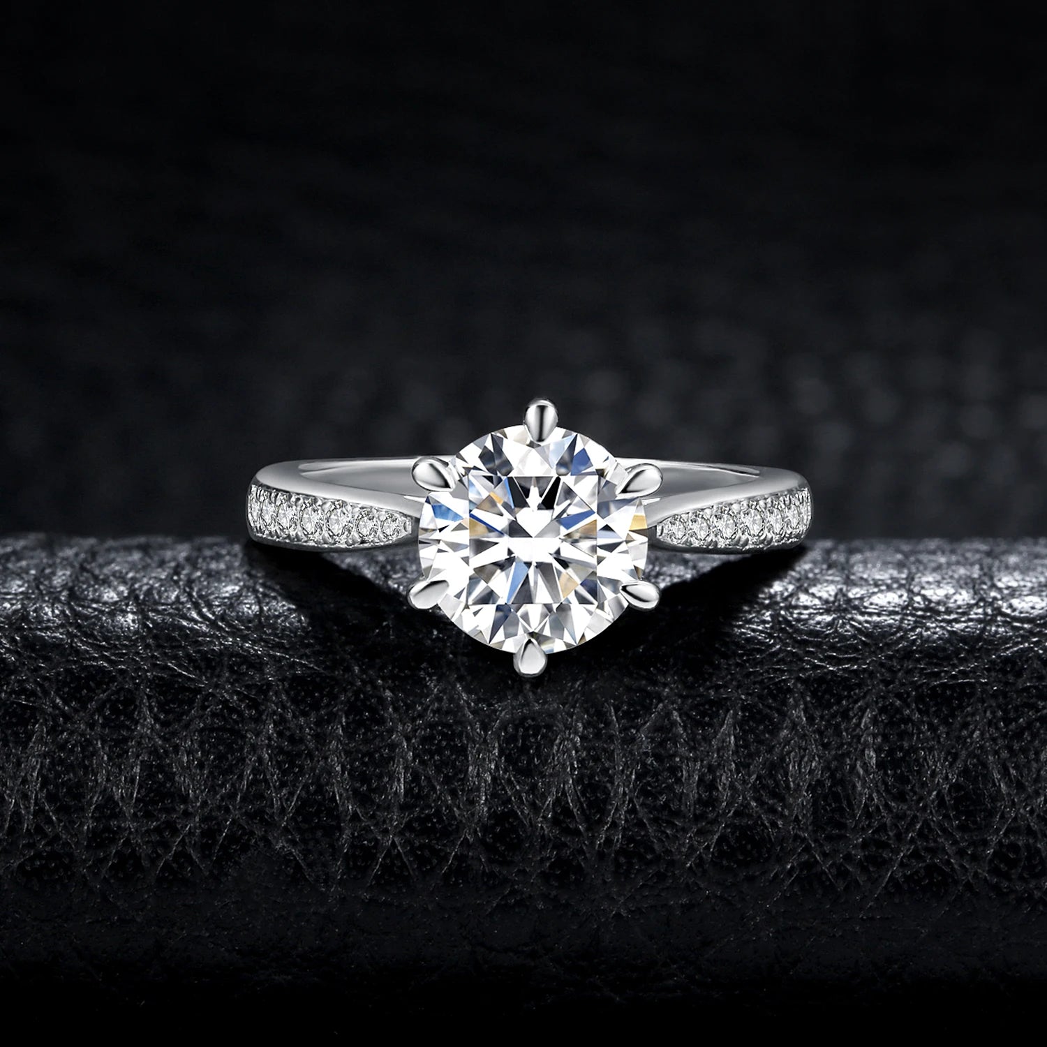 JewelryPalace Moissanite ring